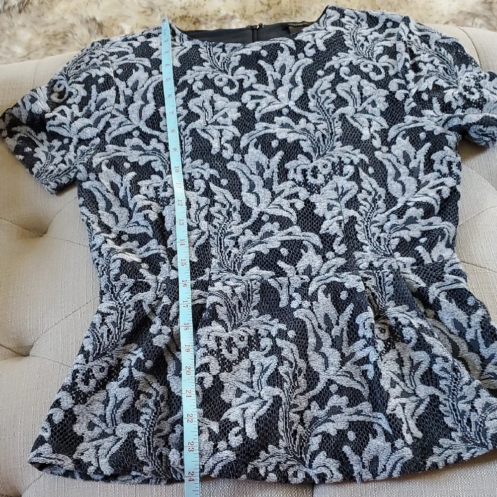 Ann Taylor Elegant Black and Gray Floral Women's Top - Picture 15 of 15